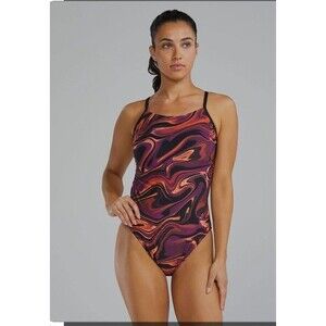 TYR Women's Speedwarp Durafast Elite Cutoutfit Burgundy/Gold Swim Size 32 New